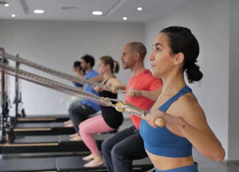 Pilates con máquinas en Sevilla