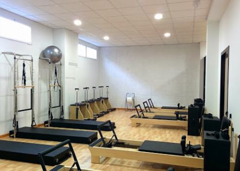 Pilates con máquinas en Oviedo