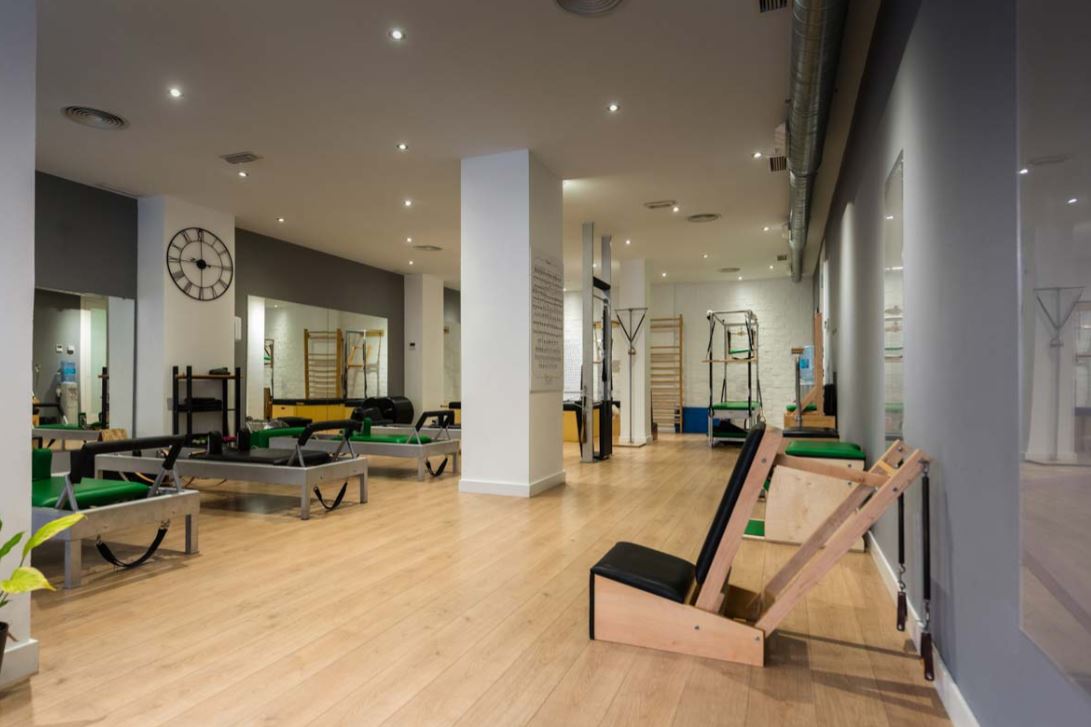 Pilates con máquinas en Sevilla