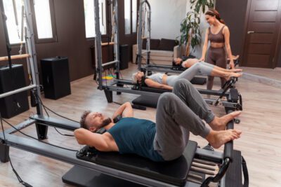 Beneficios del Pilates con Máquinas